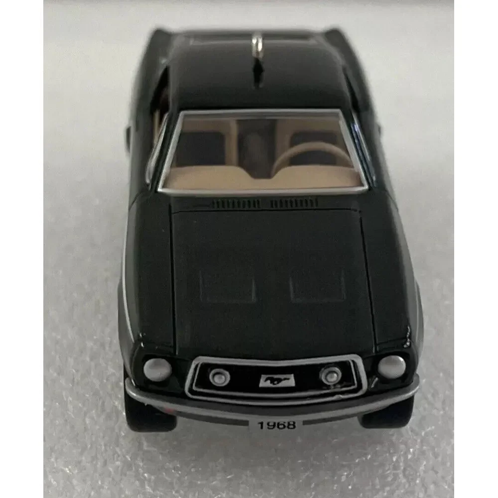 Hallmark Keepsake 1968‎ Ford Mustang GT Classic American Cars 21st In Series